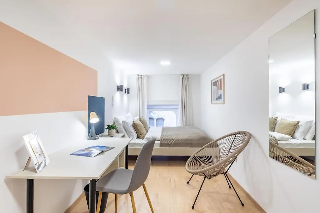 Cityscape Budget Apartments Doubledecker B Budapest